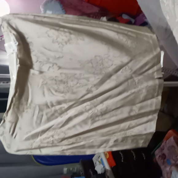 Francine Browner jacket and skirt set - Picture 6 of 9